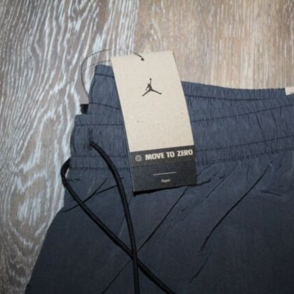 NWT‎ NIKE AIR JORDAN MEN'S WOVEN ENGINEERED SWEATPANTS GRAY BLACK - Picture 6 of 7